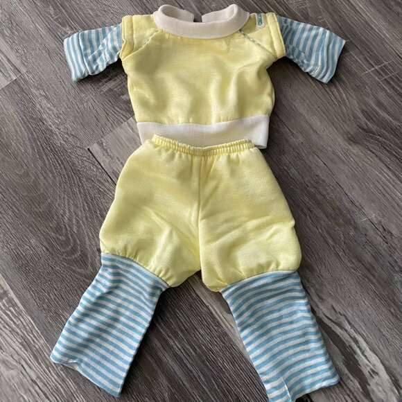 Cabbage Patch Kid Doll CLOTHES ONLY- Girl Sweat outfit- Vintage 1985 - Picture 1 of 5